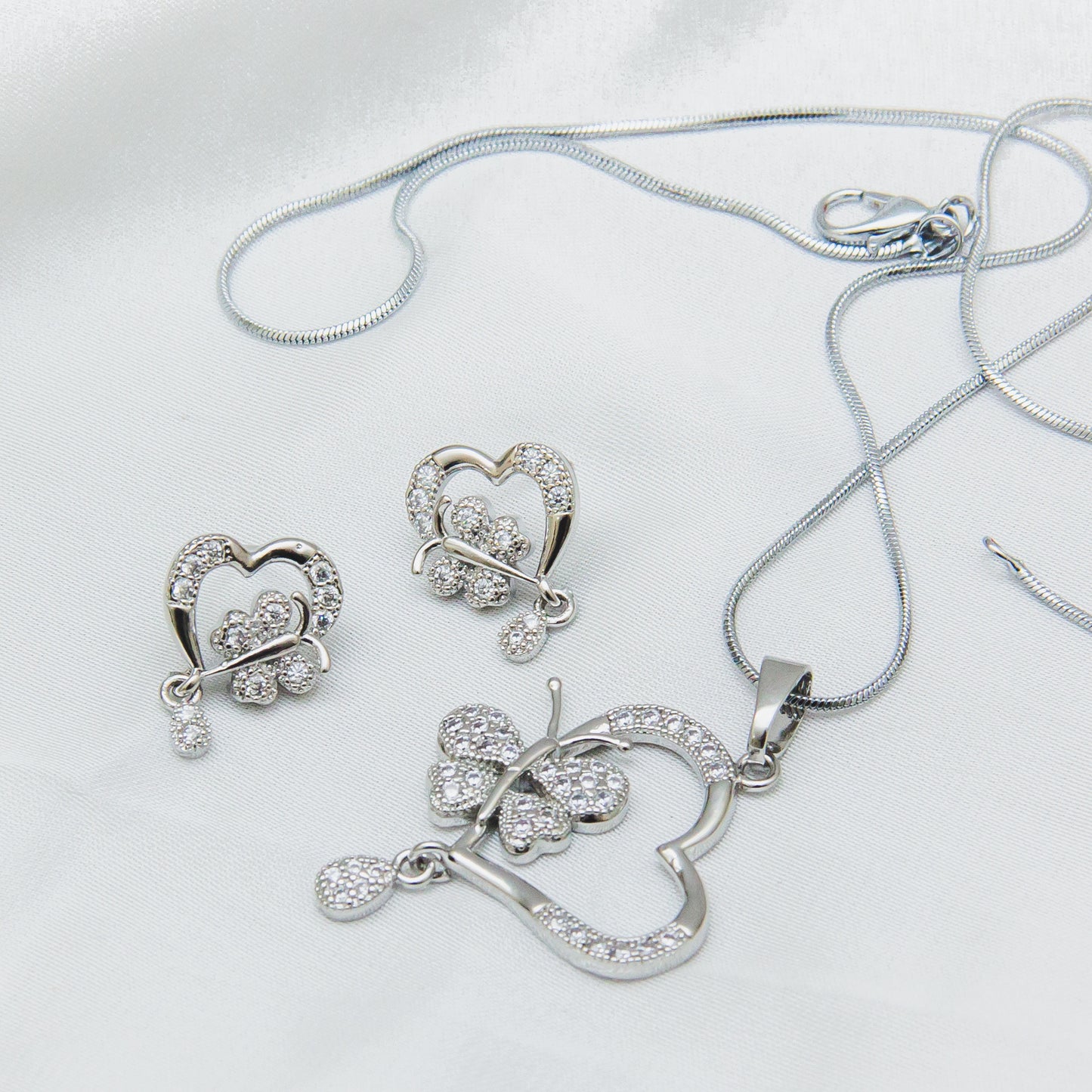 Butterfly Heart Locket Set - Silver