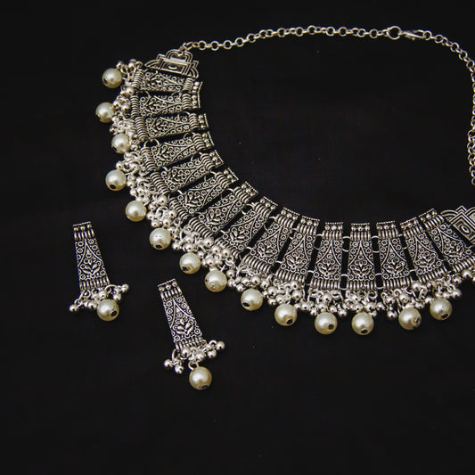 Farshi Pearl Choker Set - Silver White